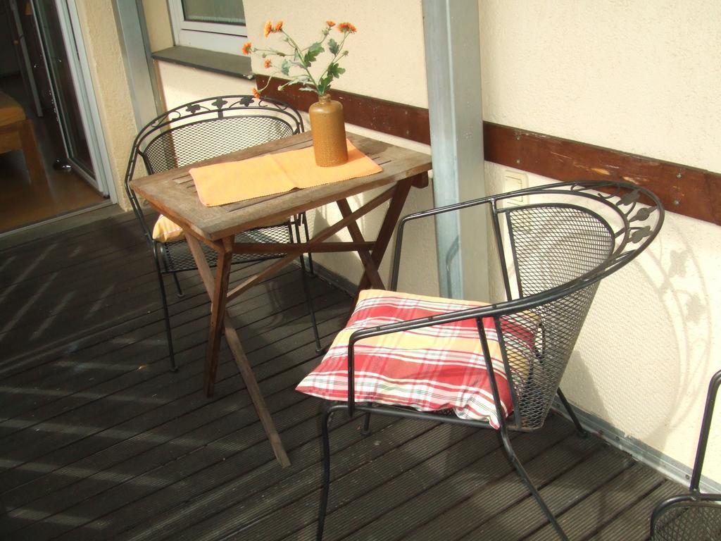 Ferienwohnung Wandelt Essen Habitación foto